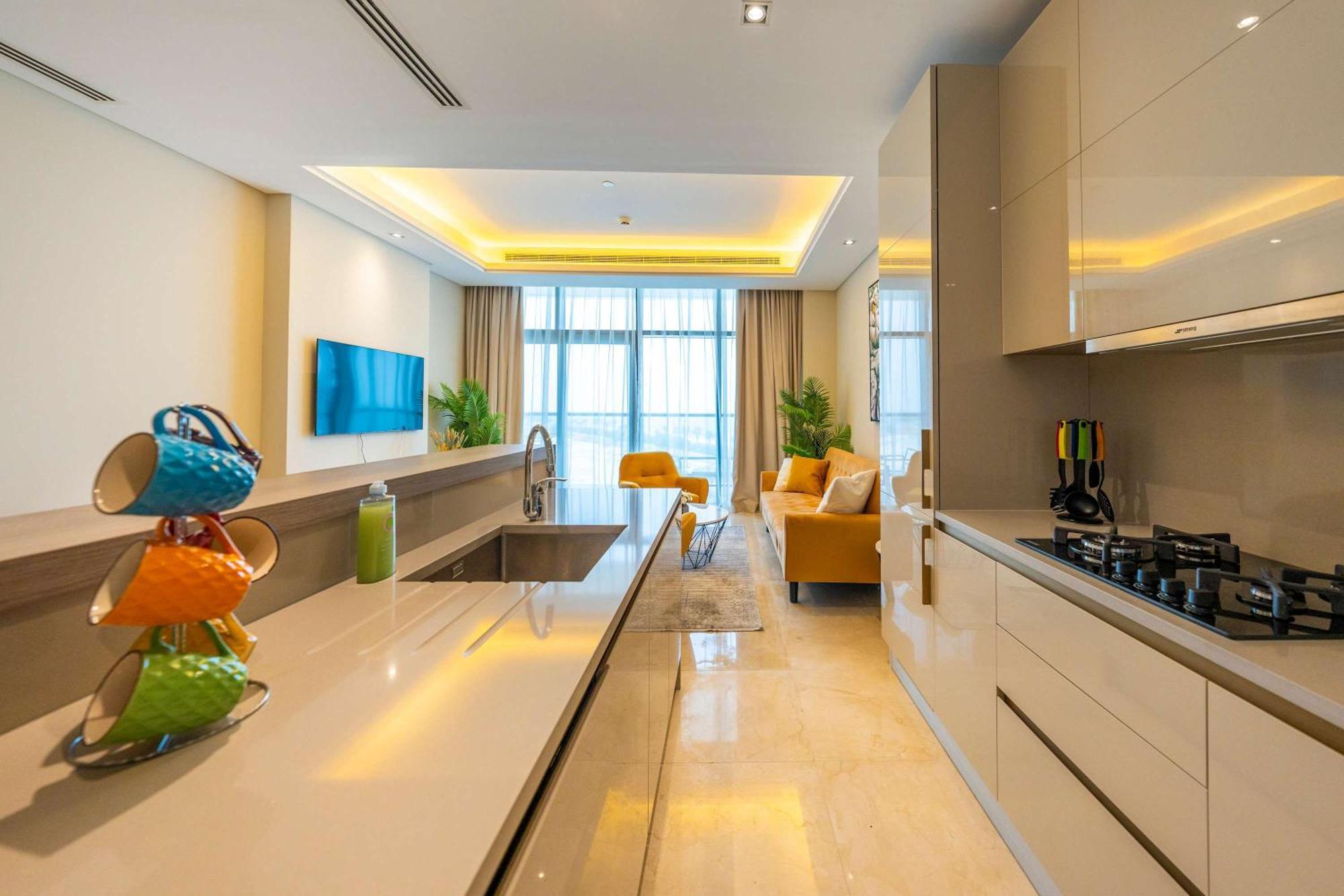 Spacious Beachfront 2 Bedroom Apartment - The 8 Dubai Exterior photo